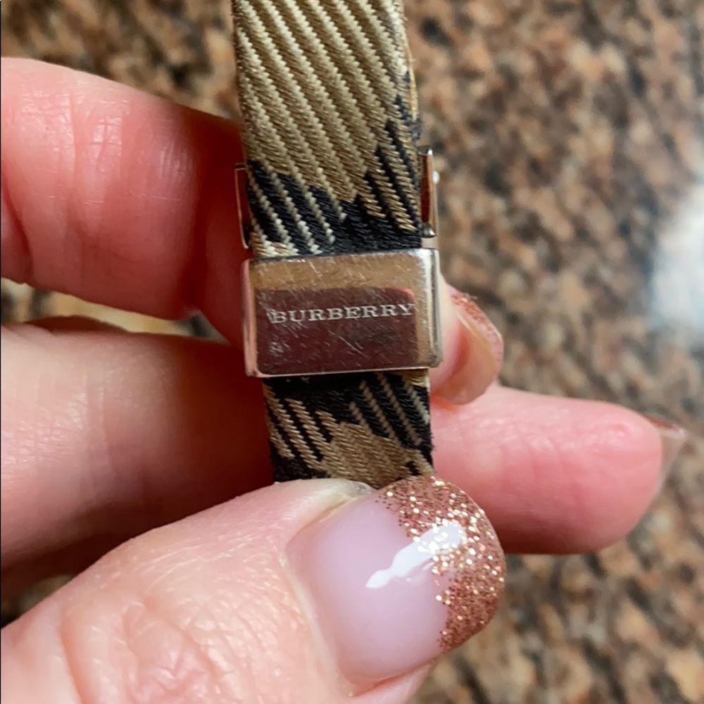 Burberry Watch - Picture 3 of 6